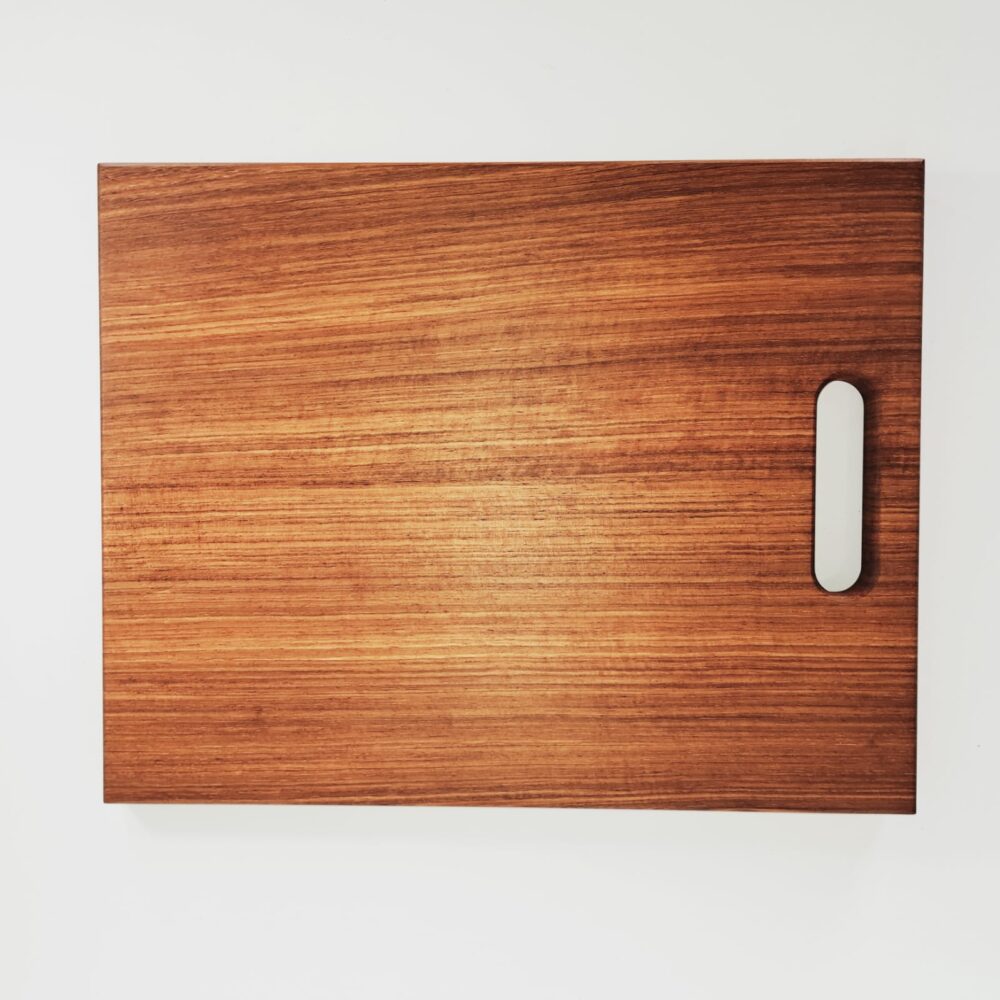 kiaat cutting board