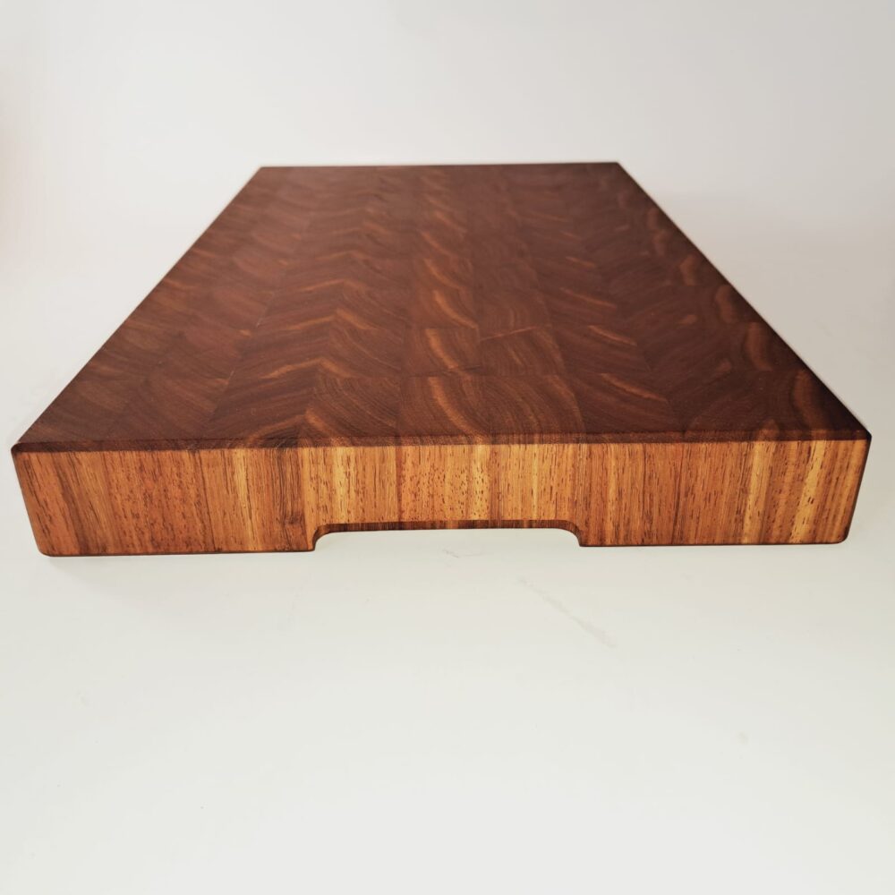 end grain cutting board